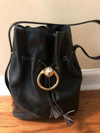 Authentic Vintage Gucci Black Leather Shoulder Bag