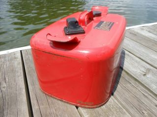 Vintage Yamaha Marine Outboard Motor 6.  3 Gal.  Metal Gas Tank 6