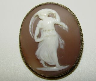 Fine,  Victorian 9 Ct Gold Carved Shell Cameo Brooch Depicting One Of The Graces