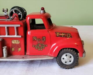 Tonka Toys Ford Cab T.  F.  D.  SUBURBAN PUMPER FIRE TRUCK No.  5 - 50 ' s V RARE 5