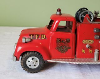 Tonka Toys Ford Cab T.  F.  D.  SUBURBAN PUMPER FIRE TRUCK No.  5 - 50 ' s V RARE 7