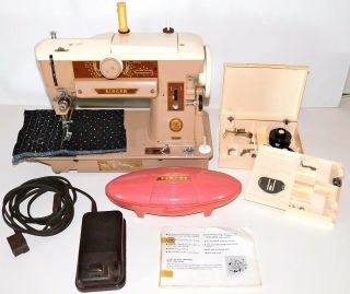 Vintage Singer 401a Sewing Machine W/ Foot Pedal & Accessories Runs Very Well
