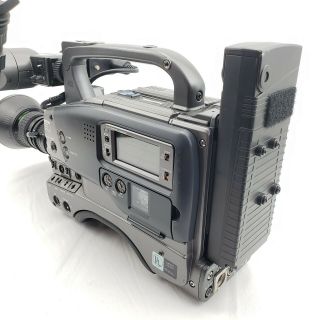 JVC GY - DV500 MiniDV Camcorder - Professional Vintage 1999 Camera - Movie Prop 3