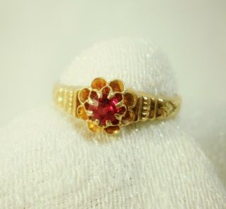 ladies ruby ring 14k gold ring size 5.  5 dainty vintage 7