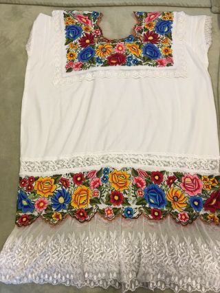 Large Vintage 60/70s Mexican Dress Floral Embroidered Festival Wedding
