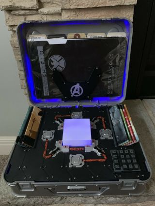 Marvel Cinematic Universe Phase 1 Set - Avengers - Blu - Ray Suitcase - Rare & Oop