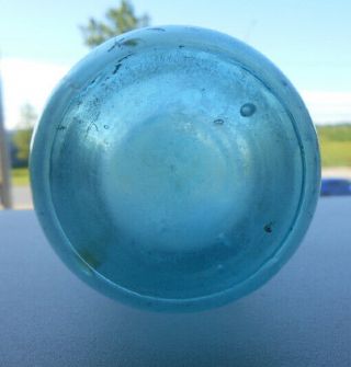 Extremely Rare T.  Gully,  Hamilton,  Ontario Canada Bowling Pin Squat Soda 5