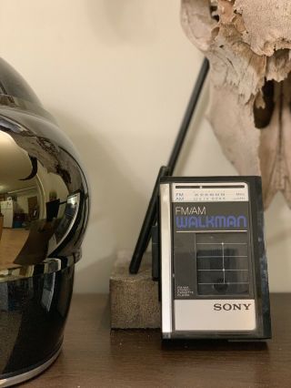Vintage Sony Walkman Wm - F41 Stereo Cassette Player Fm - Am Radio Belt Clip