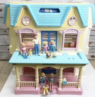 Vtg Fisher Price 1993 Loving Family Dream Doll House W/ 12 People/furniture