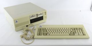 Vintage Leading Edge Dc - 2010e Model D Personal Computer W/ Keyboard