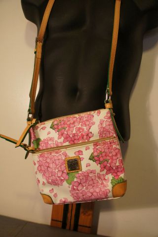 Vintage Dooney Bourke Floral Flower Textured Leather Vtg Shoulder Purse Bag
