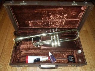 Vintage Olds Ambassador Trumpet With Case,  782543