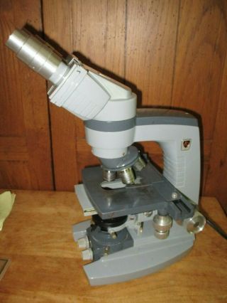 Vintage Heavy American Optical AO Spencer Lab Microscope 4 Objectives Case More 5