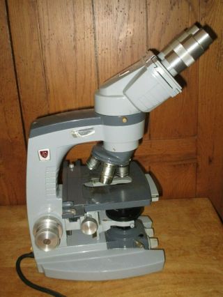 Vintage Heavy American Optical AO Spencer Lab Microscope 4 Objectives Case More 7