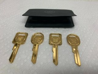 Vintage Cadillac Matte Yellow Gold Plated 4 Keys Case A/b In Pouch 728641