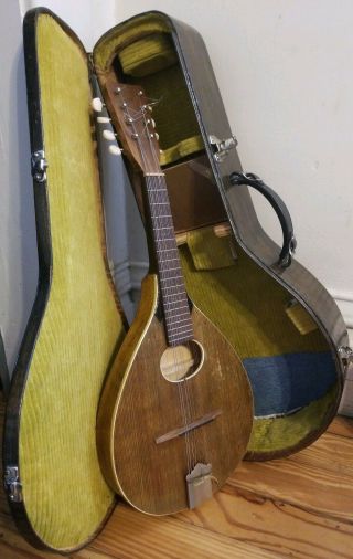 Vintage Mandolin Wooden Instrument W/ Case Acoustic Guitar Banjo Music Band