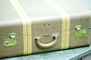 Vintage Striped Nutmeg Osh Kosh Hard Cover Tweed Suitcase Overnight Bag 1940 ' s 3