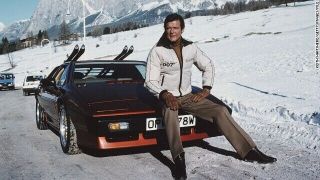 2 OLIN MARK IV Skis From The 80s.  Same Skis James Bond 7