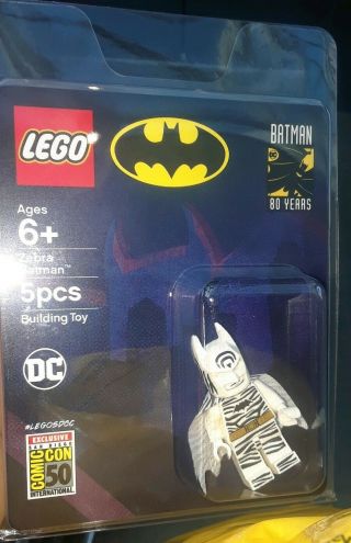 Comic Con Rare Sdcc 2019 Lego Exclusive Mini Figure Mini - Fig Zebra Batman