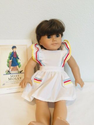 American Girl Pleasant Company Molly Doll 18 " & Book