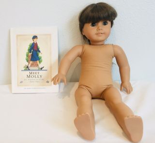 American Girl Pleasant Company Molly Doll 18 