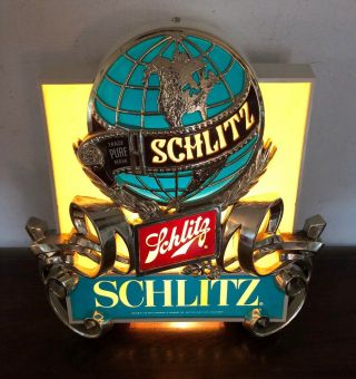 Vintage 1977 Schlitz Beer Pure Trademark 3d Globe Light Up Sign