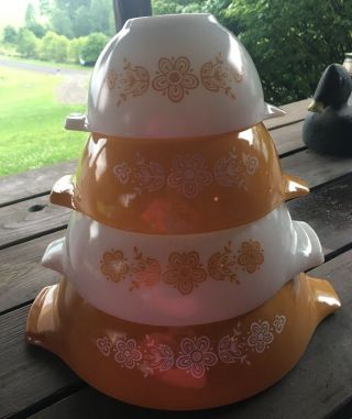 Vintage Pyrex Butterfly Cinderella Nesting Mixing Bowls Set Of 4 Gold