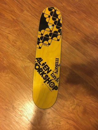 Mikey Mike Taylor SIGNED OFFICIAL ALIEN WORKSHOP DVS Owl Skateboard DECK (RARE) 4