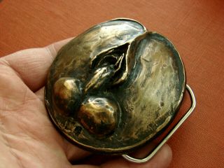 Yoni Belt Buckle Phallus Vagina Act Erotic Bronze Vintage Modernis Solid Bronze