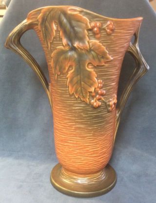 Vintage Roseville Pottery Bushberry Russet Vase 38 - 12