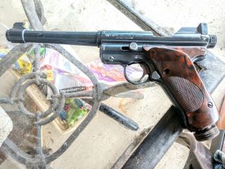 Vintage Crosman Mark 1 Target 22 Cal Pellet Pistol Great,  Just Resealed