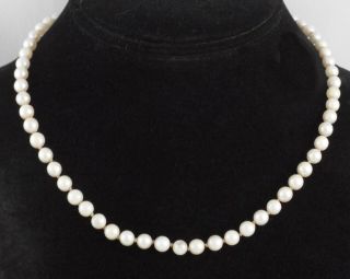 ANTIQUE/ VINTAGE HAND KNOTTED PEARLS NECKLACE w/ STERLING SILVER CLASP 7