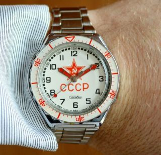 Vintage Nos Soviet Wrist Watch Slava " Propaganda Ussr " 1980s Quartz Case D - 40mm