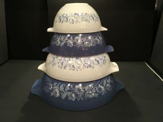 Vintage 4 Piece Pyrex Colonial Mist Nesting Cinderella Mixing Bowls Blue & White