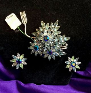 Crown Trifari Rhinestone Blue Flowers 