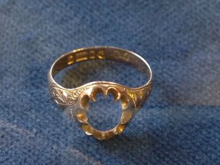 9ct Gold Ring.  Ready For A Stone.  Lapidary Project.  Look.