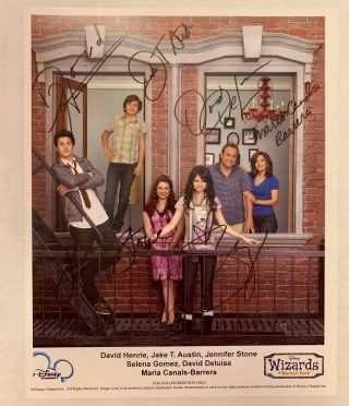Disney Channel Wizards Of Wverly Place Autographed Cast Photo Selena Gomez Rare