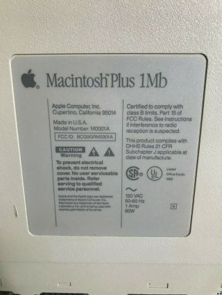 Vintage Apple Macintosh Plus 1MB M0001A All - In - One Computer w/ Apple M0100 Mouse 8