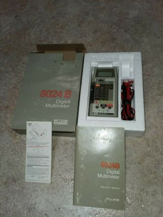 Fluke Digital Multi Meter 8024B 2