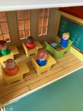 Vintage Fisher Price Little People Play Family School 923 Set COMPLETE 4