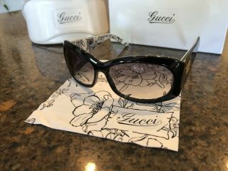 Authentic Gucci Sunglasses - Black - Without Tags