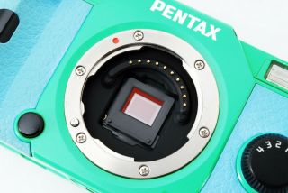 Rare PENTAX Q10 Green Body w/ 02 Standard and 06 Telephoto twin Lens [Exc]Japan 12