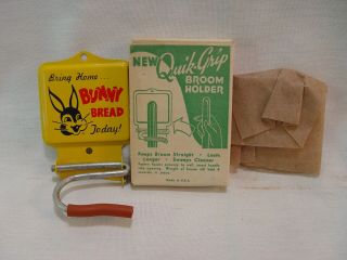 Vintage Bunny Bread Bakery Wall Mount Advertising Broom Holder Nos