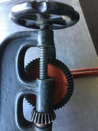 Vintage Goodell & Pratt bench Mount Cast Iron Hand Crank Drill Press 4