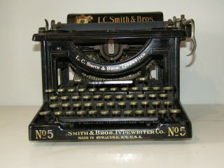 Vintage Typewriter L.  C.  Smith & Bros.  No 5 Year; 1912 Numbers Serie; 181744 - 5