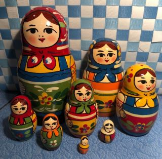 Vintage 1990 Set Of 8 Russian Nesting Stacking Dolls Matryoshka Maiden Wooden