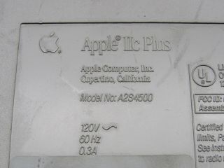Apple A2S4000 llc Plus Vintage Portable Compact Computer 8