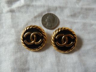 Vintage Chanel Cc Logo Clip - On Earrings Gold - Made In France