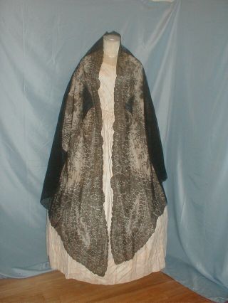 Antique Dress Shawl 1860 Black Chantilly Lace