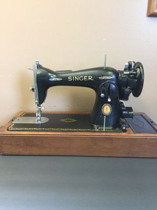 Vintage Singer Sewing Machine 1950s W/case And Key.  Number Ak002125